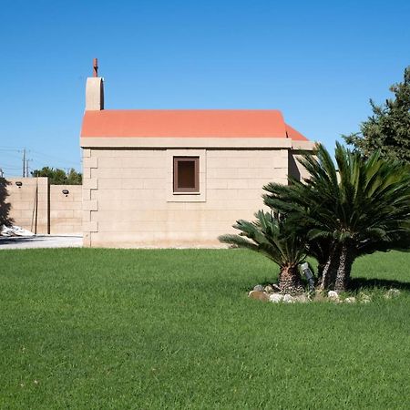 Southrock Villas Lakhania Exteriér fotografie